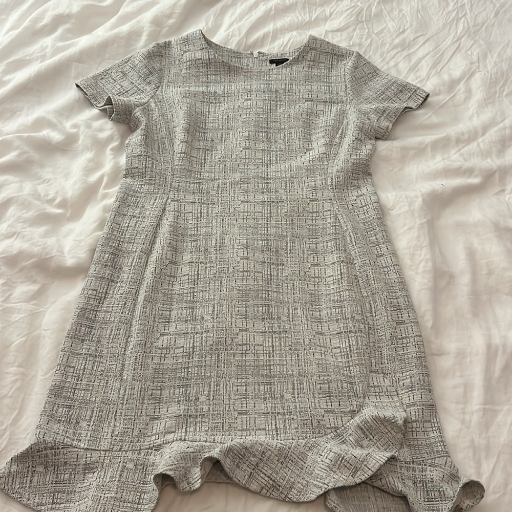 Size 12 Ann Taylor Tweed Dress - Picture 4 of 4